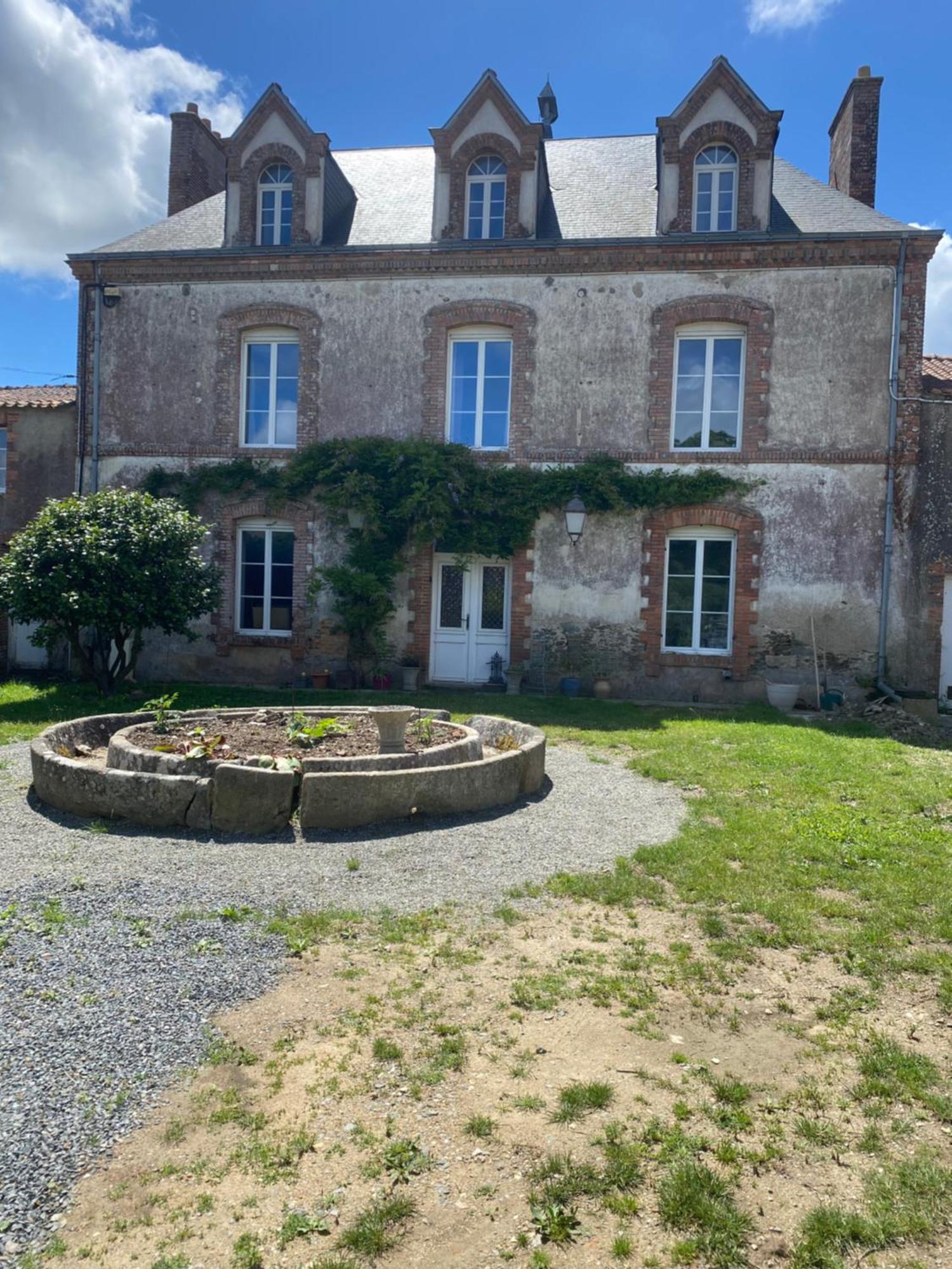 Ch1- Manoir Du Moulinier - Campagne - Calme - Petit-Dej Inclus - Table D'Hote Sur Reservation - Parking Gratuit La Limouziniere  Eksteriør billede